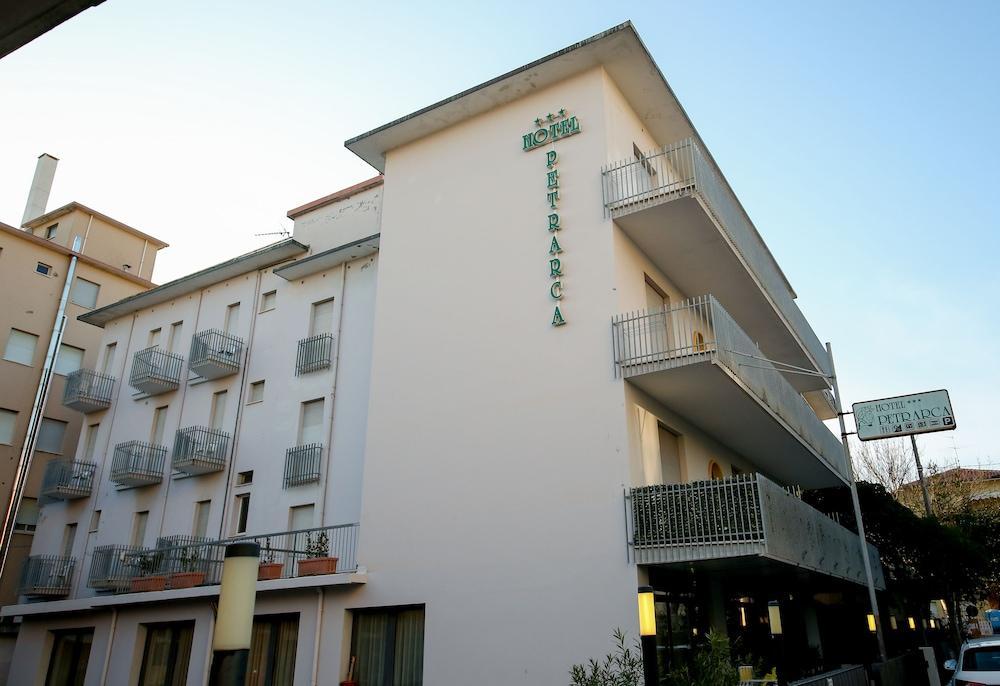 Hotel Petrarca Rimini Exterior foto